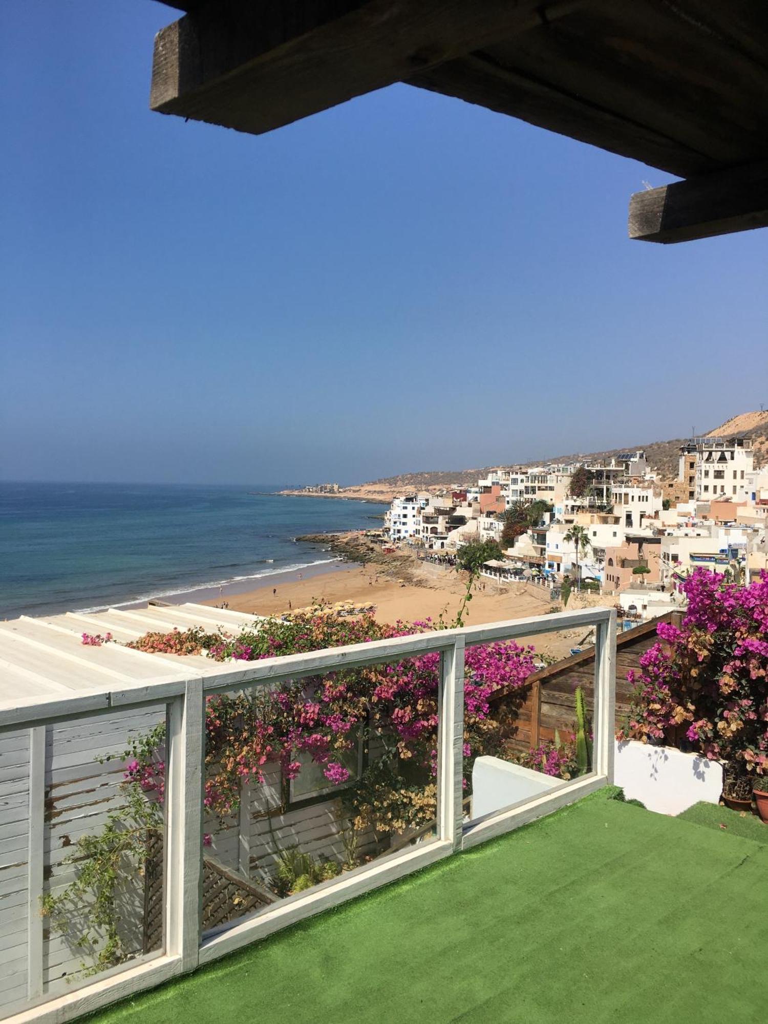 Nizar Surf Morocco Hostel Taghazout Bagian luar foto